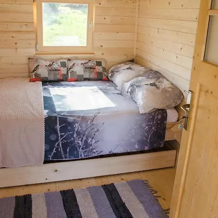 Camp The Sunrise Hill Pivka Exterior photo