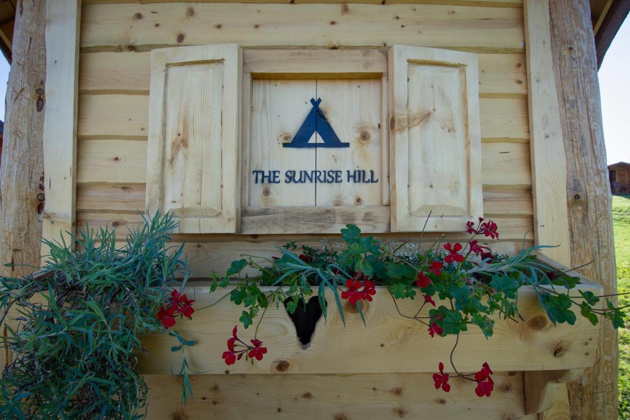 Camp The Sunrise Hill Camping Pivka